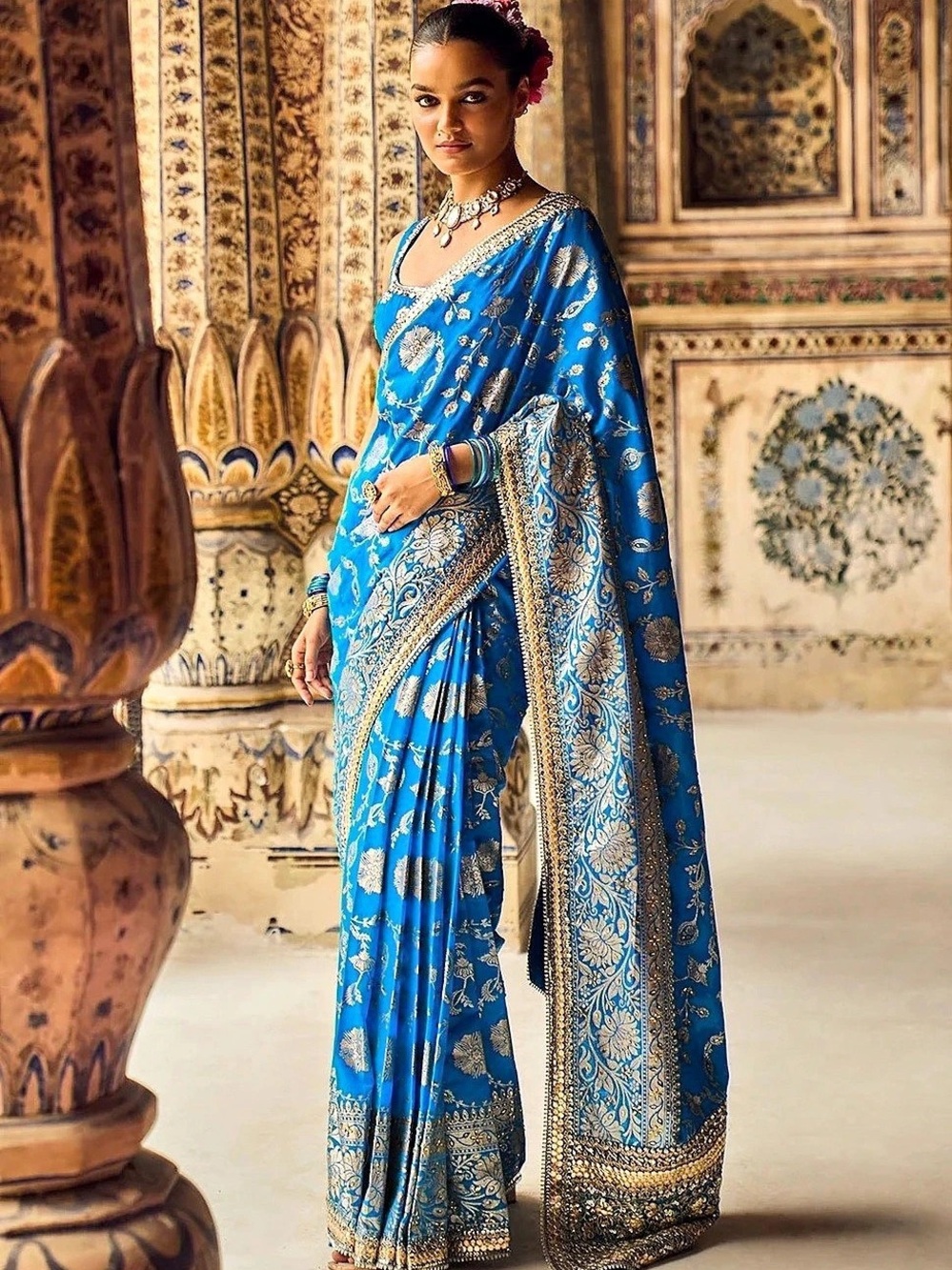 Lashkaraa Blue Embroidered Brocade Saree Size M/36